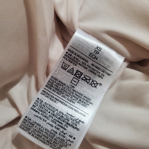 NWT Women's Old Navy Silver Sequin Thanksgiving / Christmas / New Years's Pants - Picture 6 of 14